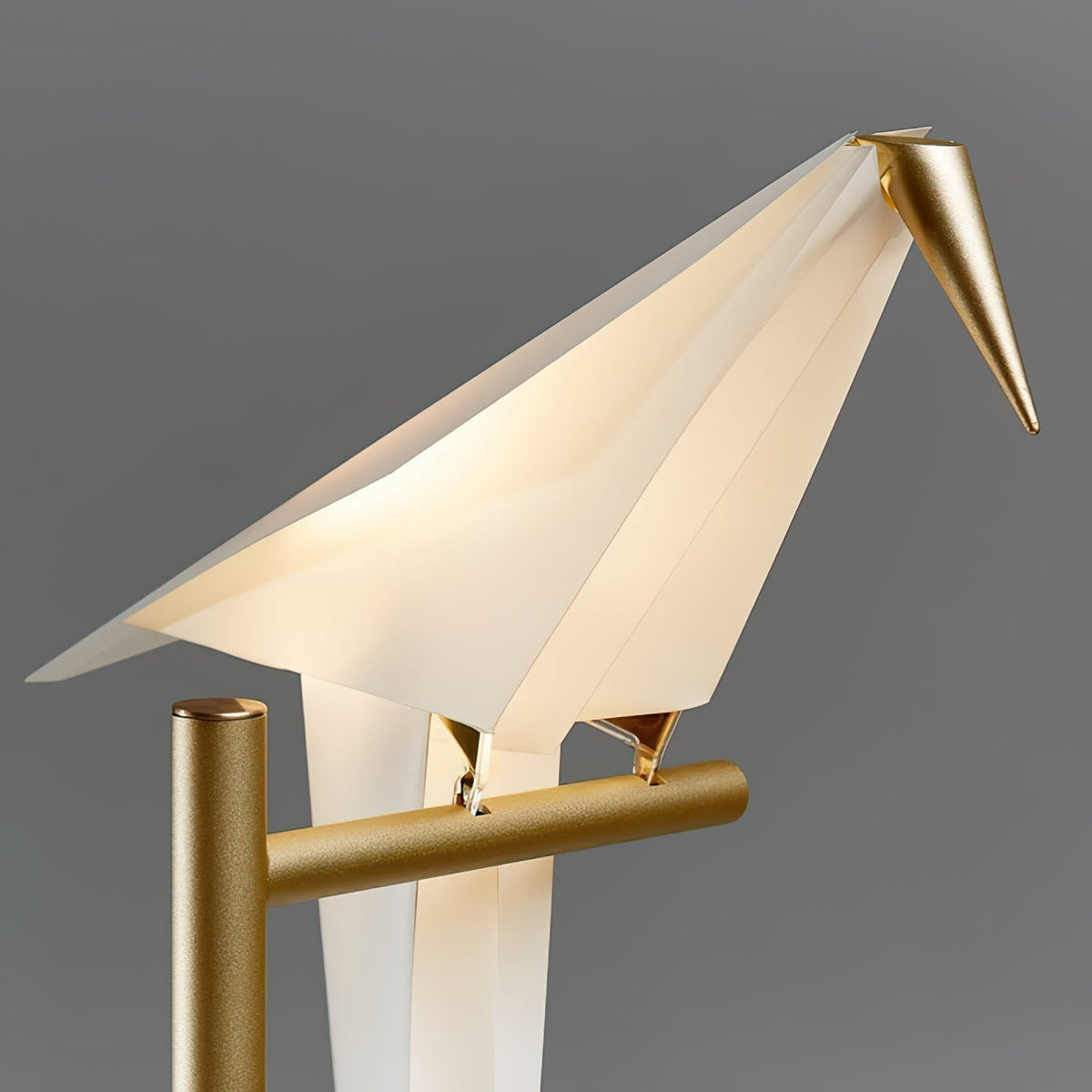Kaelora lampada da tavolo contemporanea