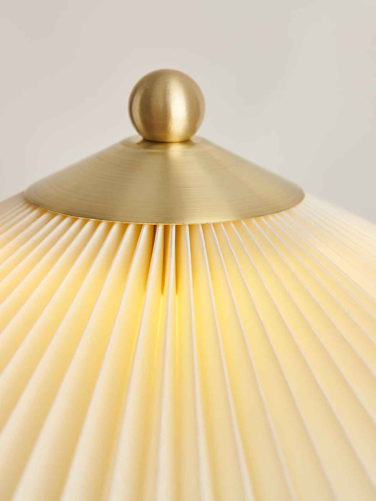 Camirir lampada da tavolo a Parasole Pleatato