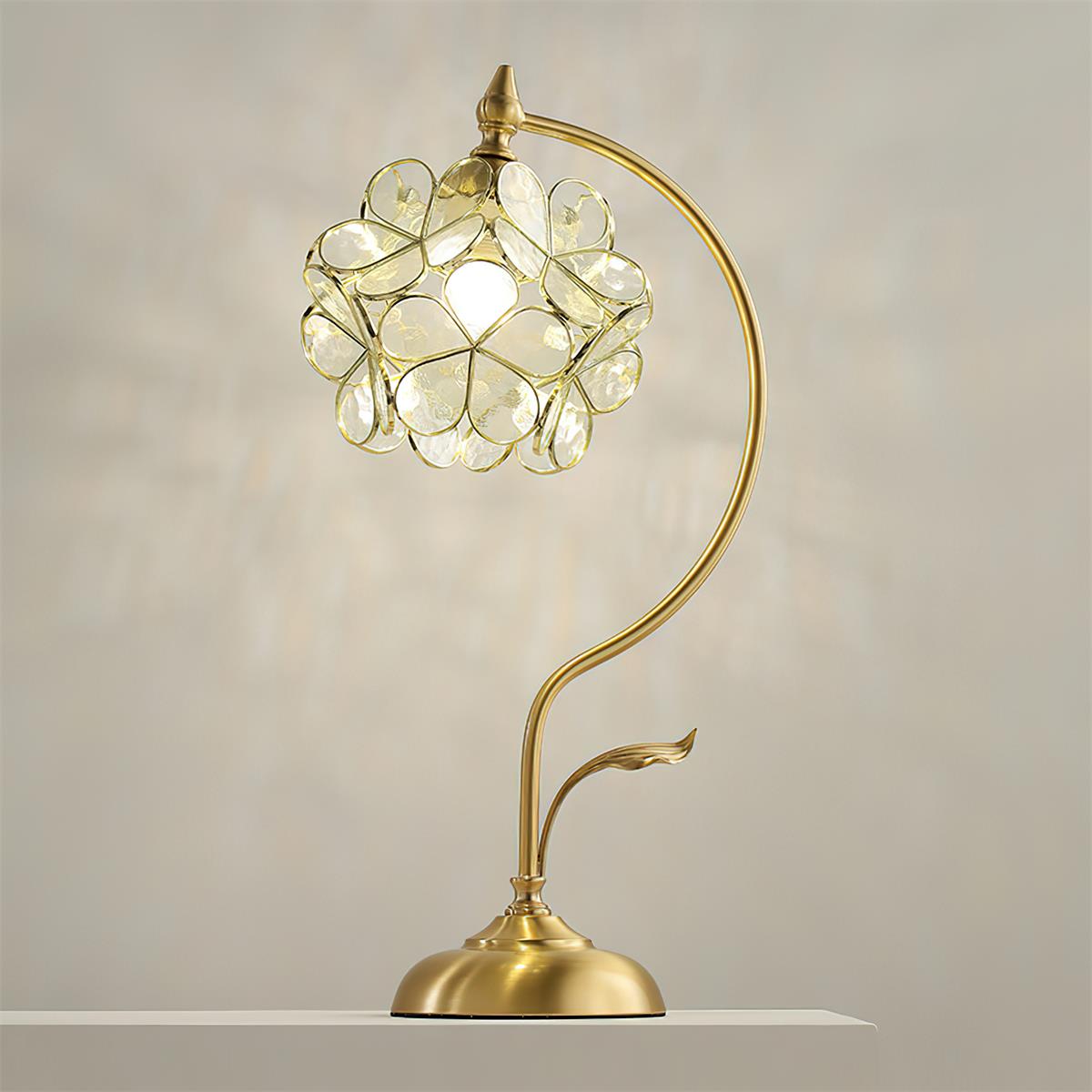 Terienaya lampada da tavolo