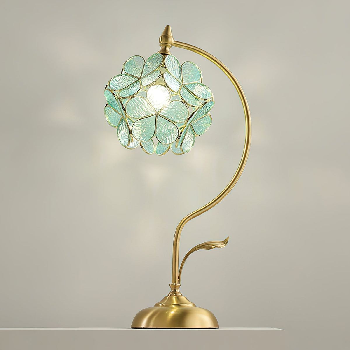 Terienaya lampada da tavolo
