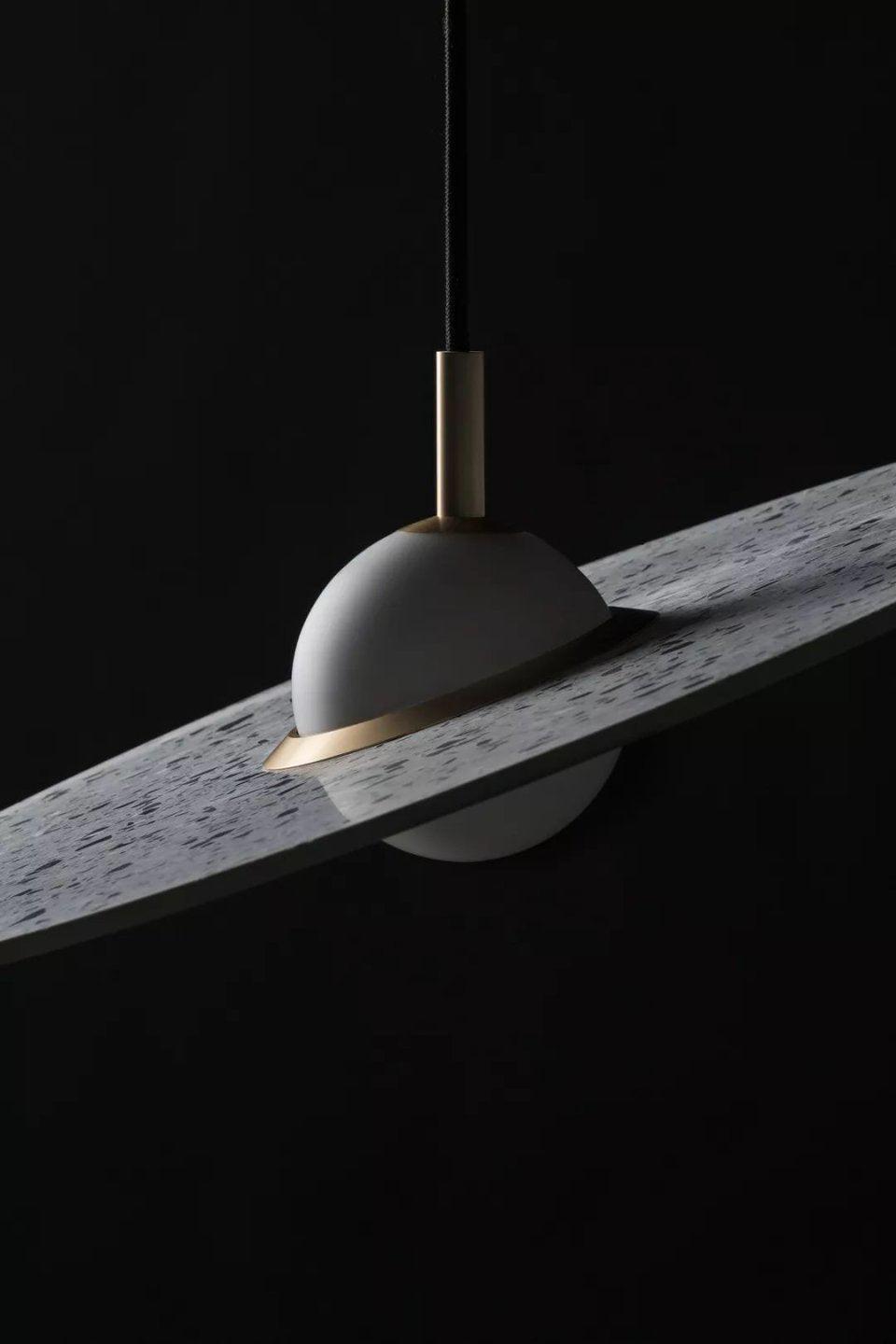 Elaiira lampada a sospensione Planet per soggiorno