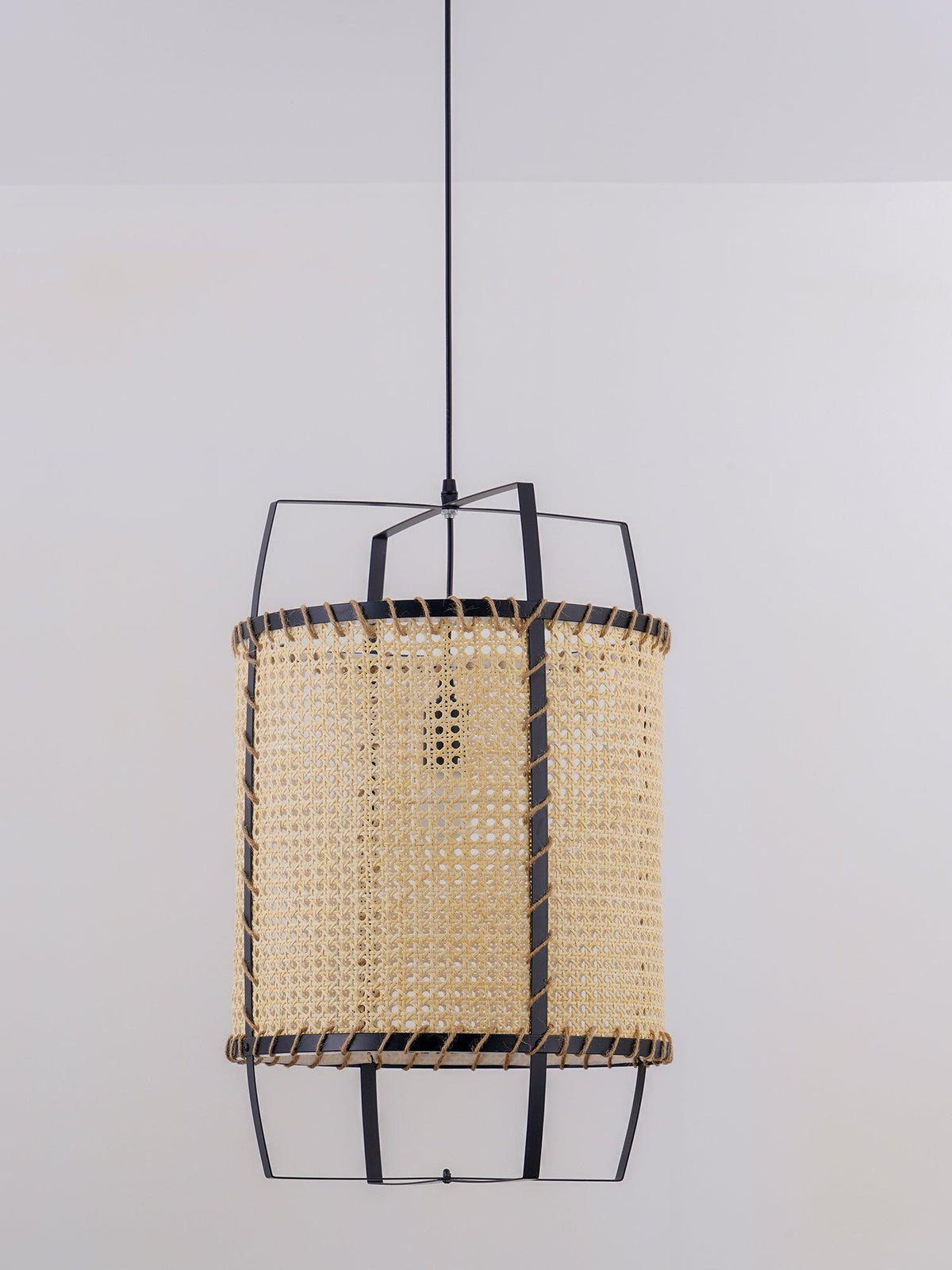 Kevis lampada a sospensione Struttura metallica in canna di rattan stile industriale