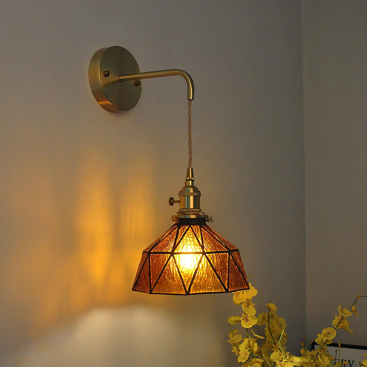 Noranella applique