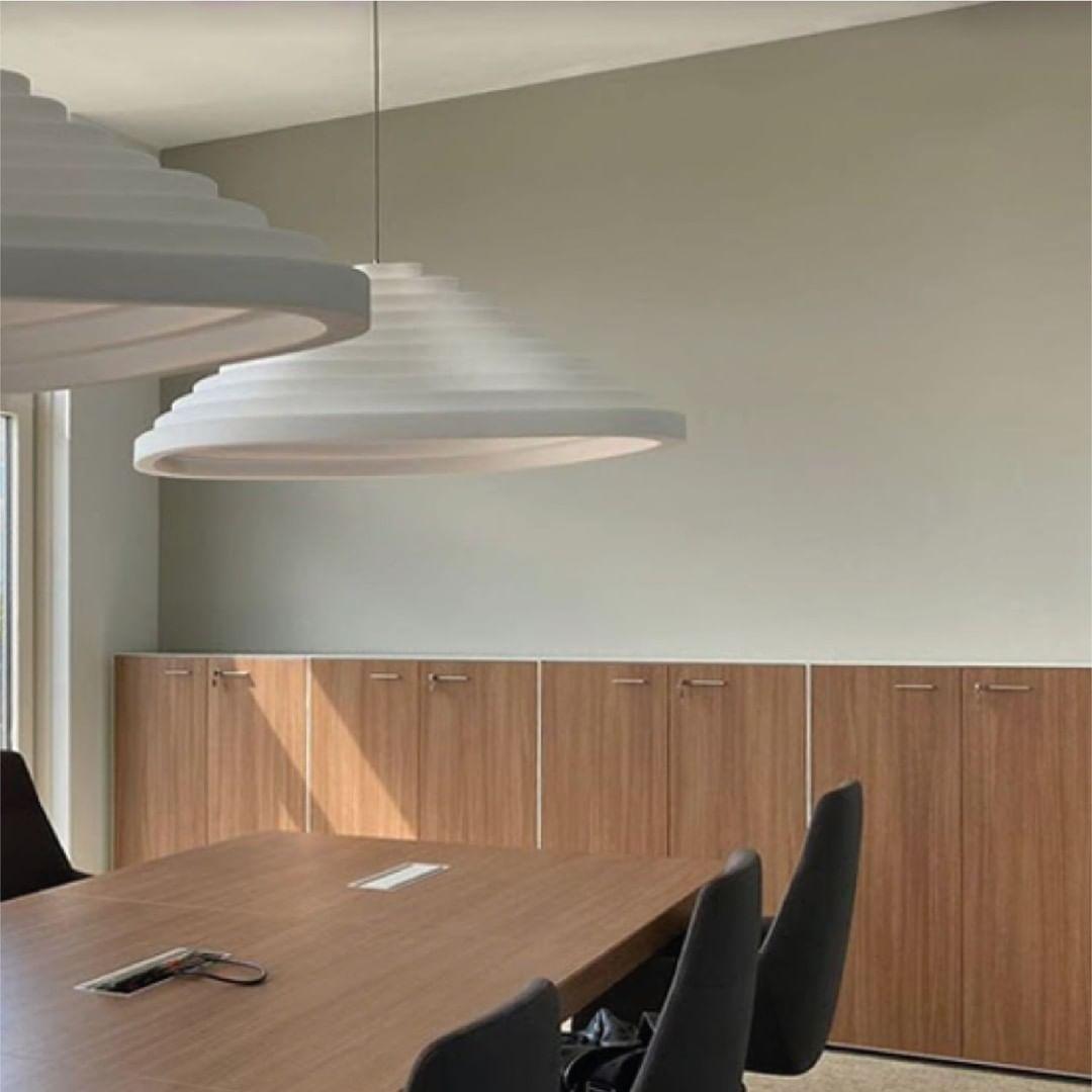 Lisken lampada a sospensione in resina Nordic Art Field