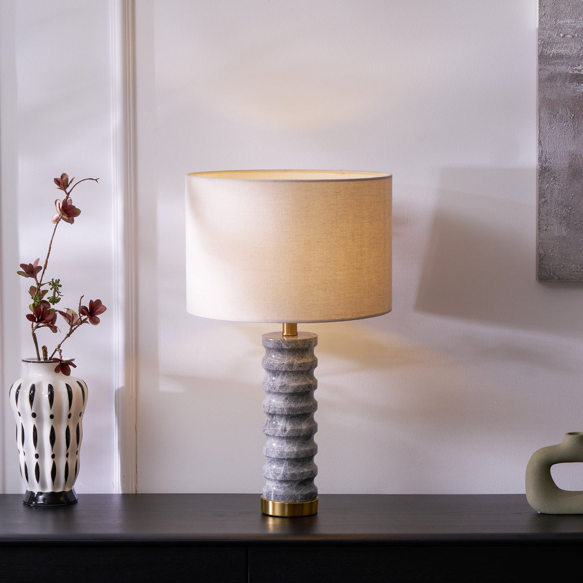 Petirielle lampada da tavolo in Pietra moderna
