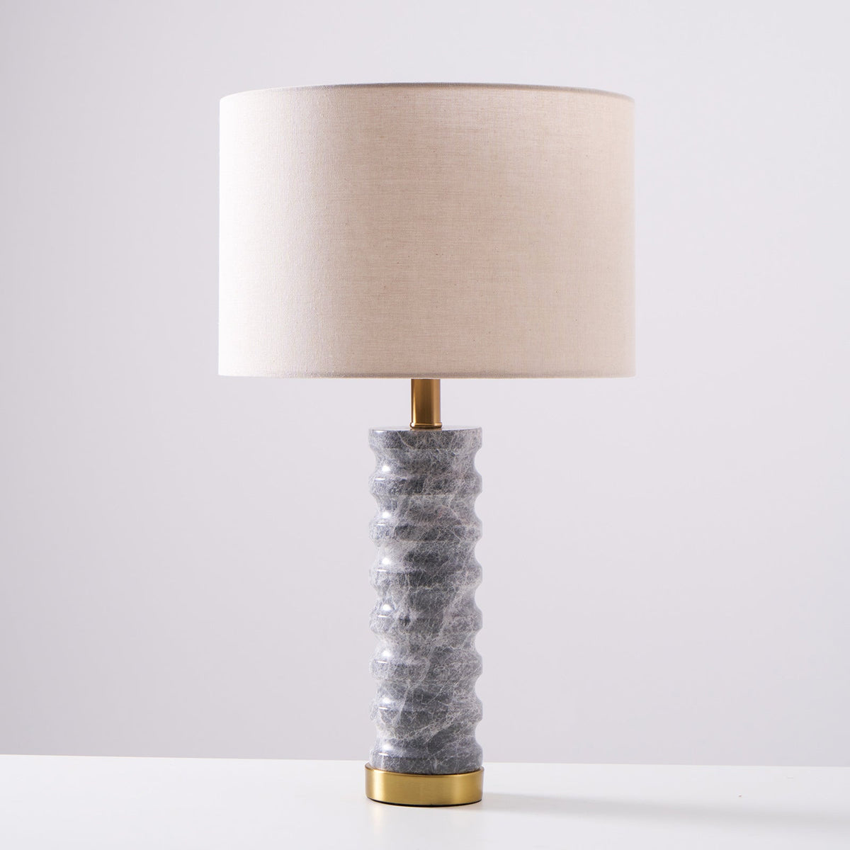 Petirielle lampada da tavolo in Pietra moderna