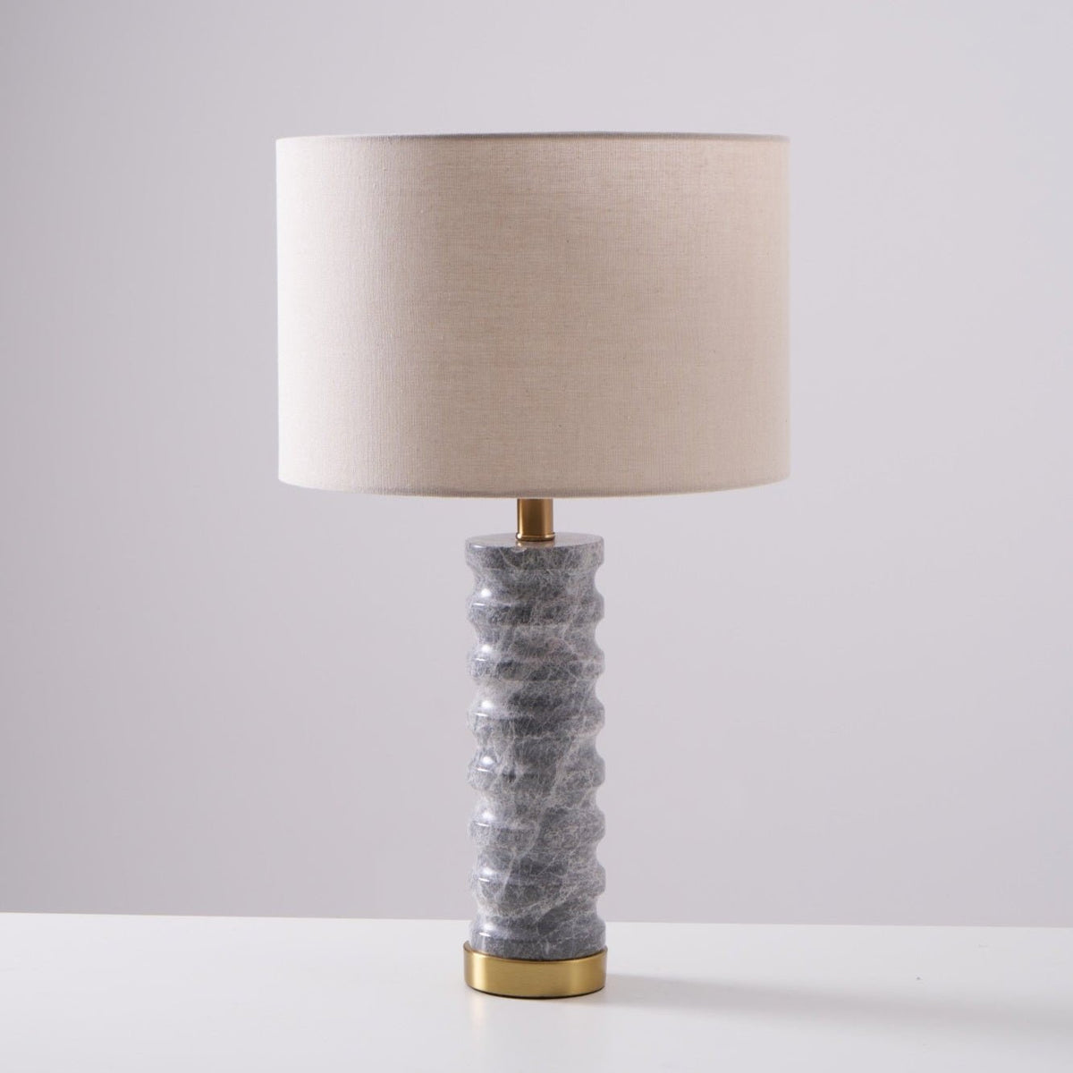 Petirielle lampada da tavolo in Pietra moderna