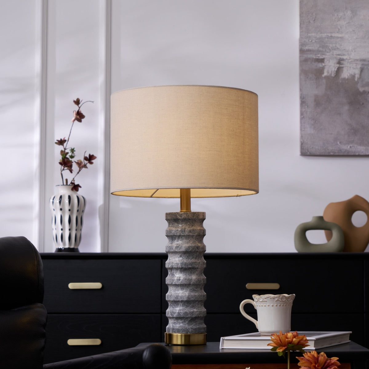 Petirielle lampada da tavolo in Pietra moderna