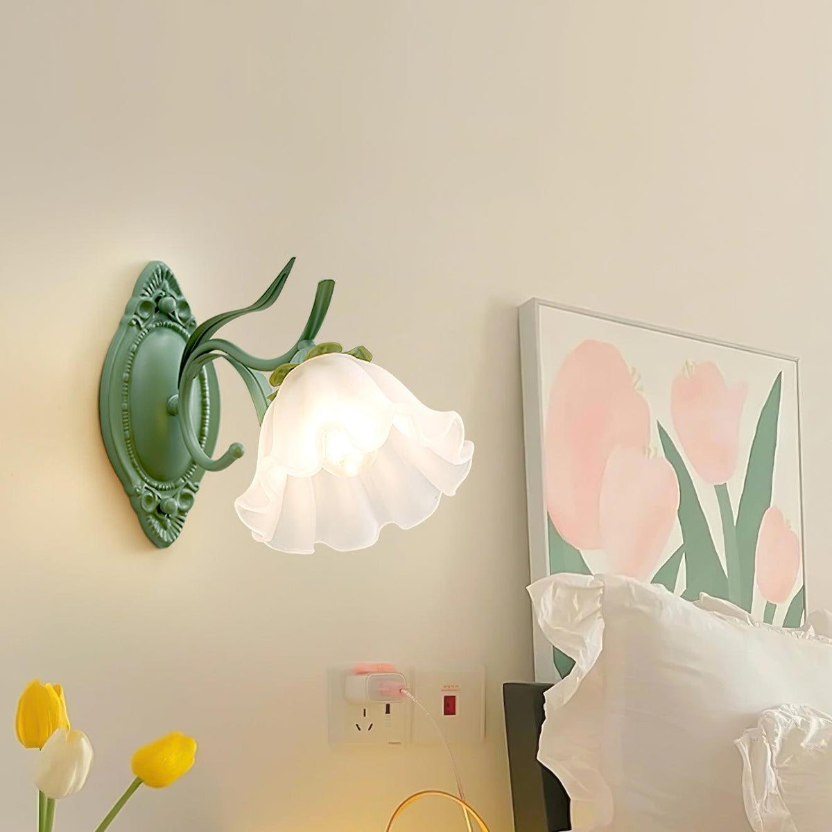Lampada da parete vintage con paralume in vetro floreale per camera da letto e soggiorno
