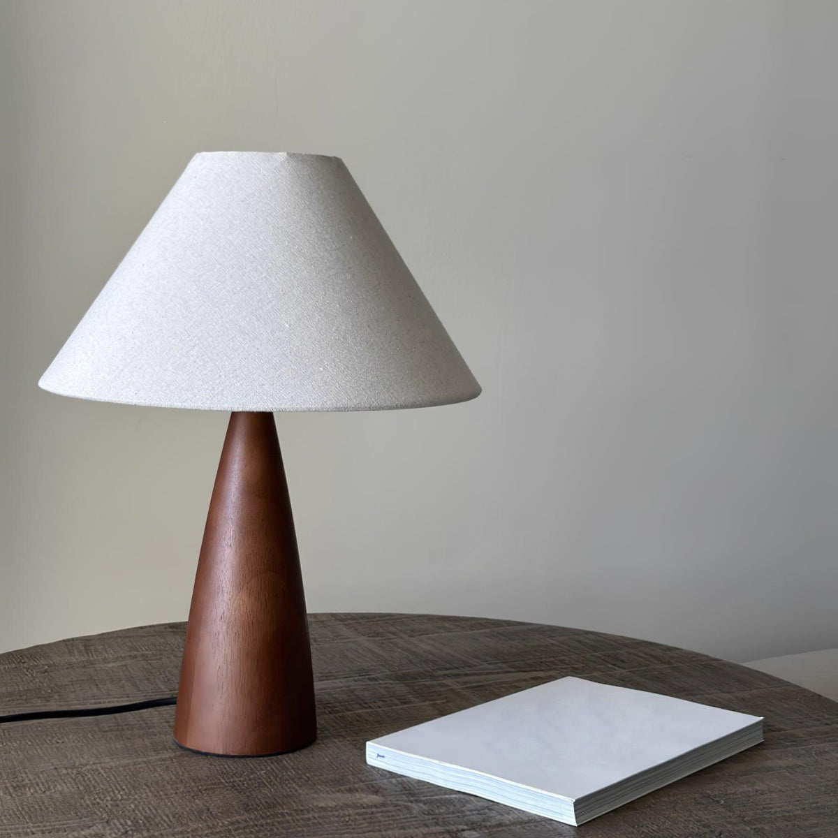 Taper lampada da tavolo