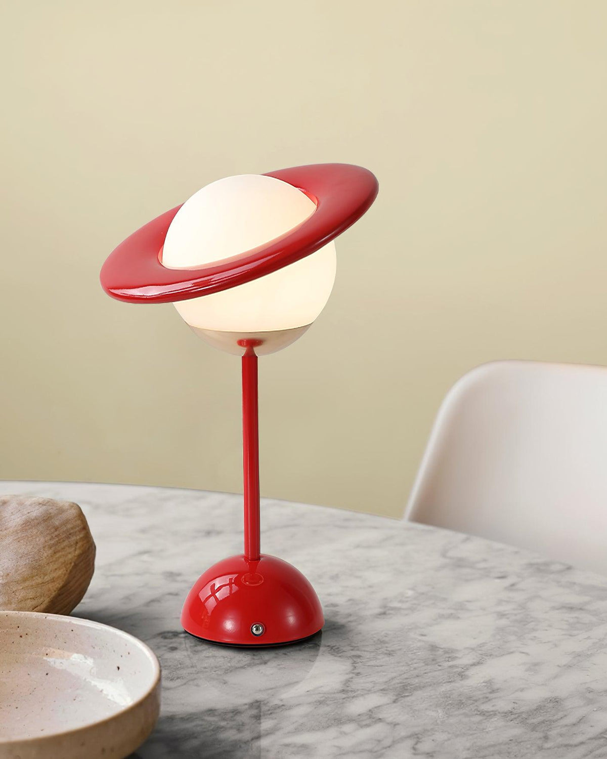 Asy lampada da tavolo moderna