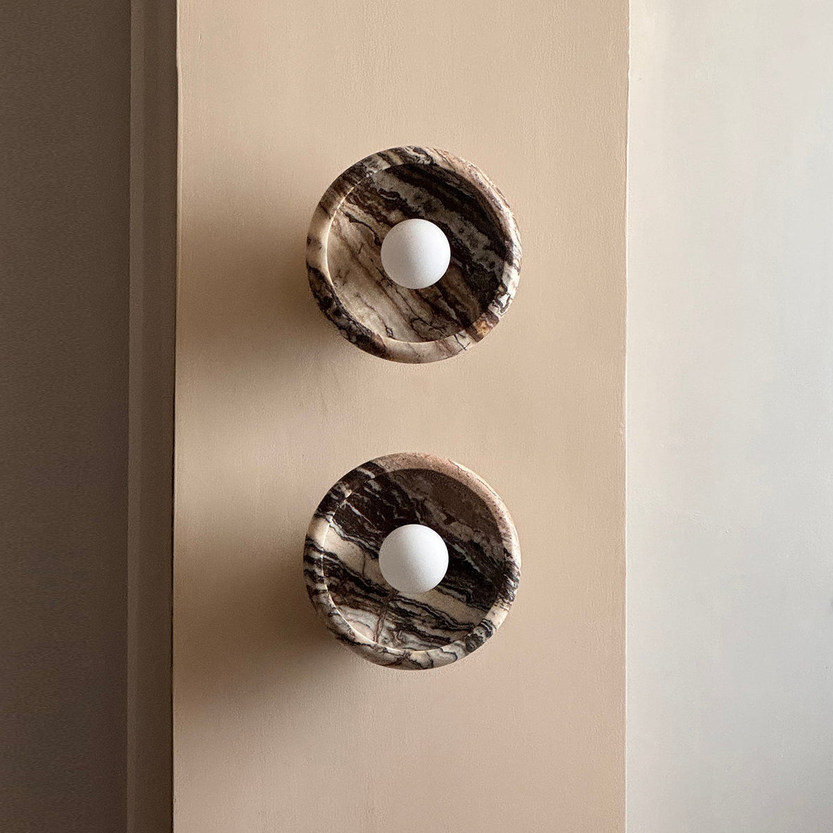 Onvix Natural Onyx lampada da parete
