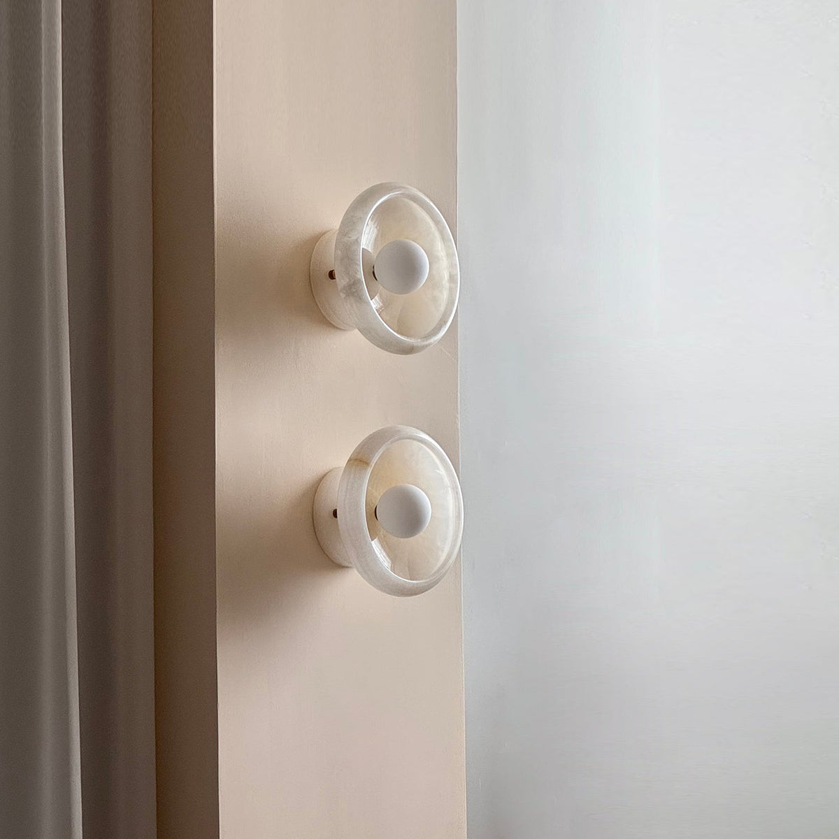 Onvix Natural Onyx lampada da parete