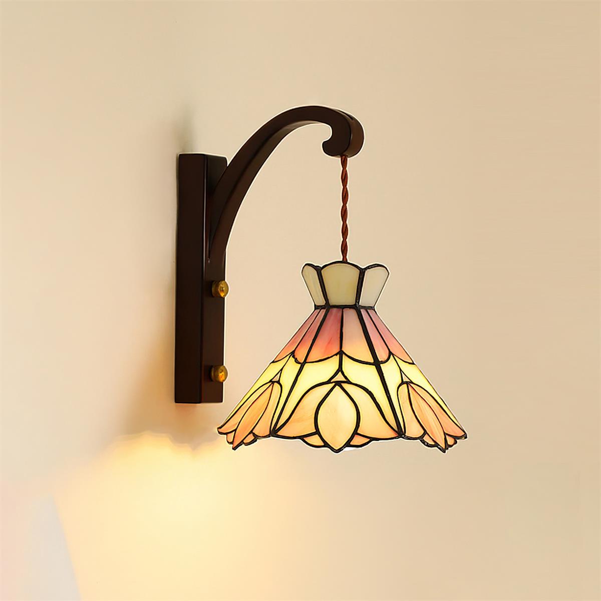 Lampada da parete corpo in legno paralume vetro Tiffany rosa floreale stile vintage Art Deco