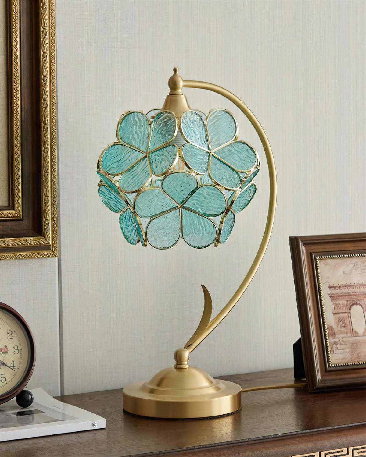 Lampada da tavolo trifoglio Petal e rosa floreale
