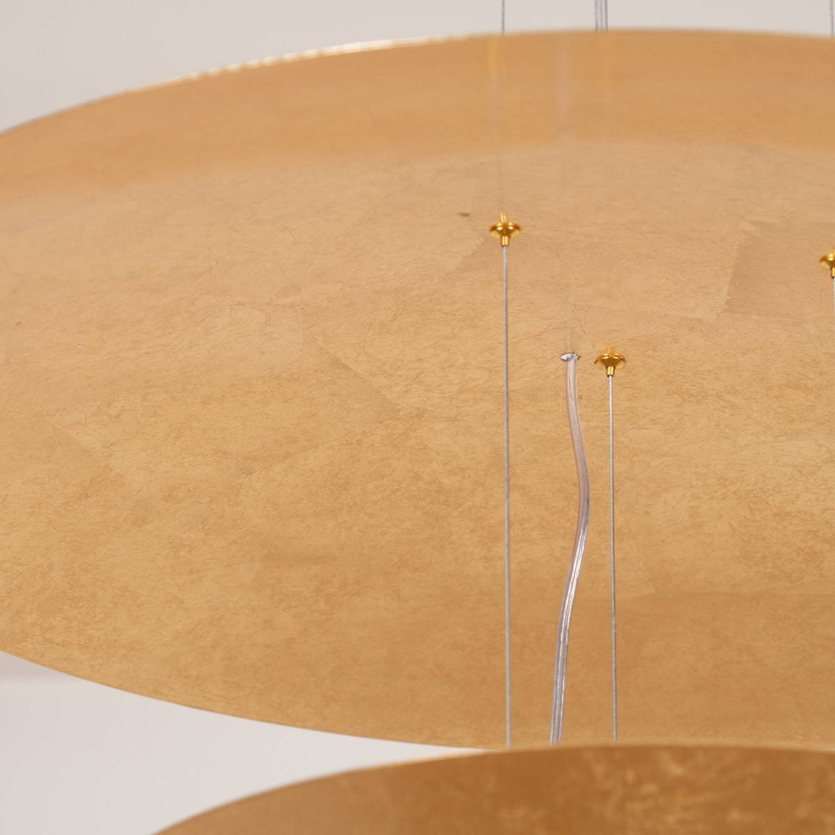 Phelion lampada a sospensione con foglia d'oro stratificata