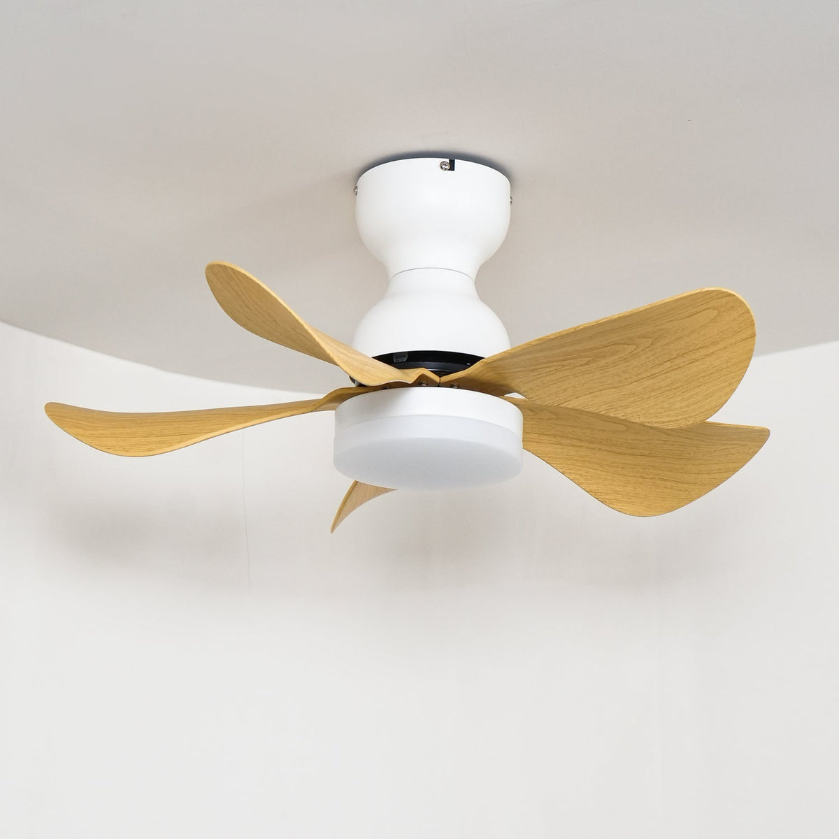 Elvanelle Ventilatore da soffitto con luce in legno noce