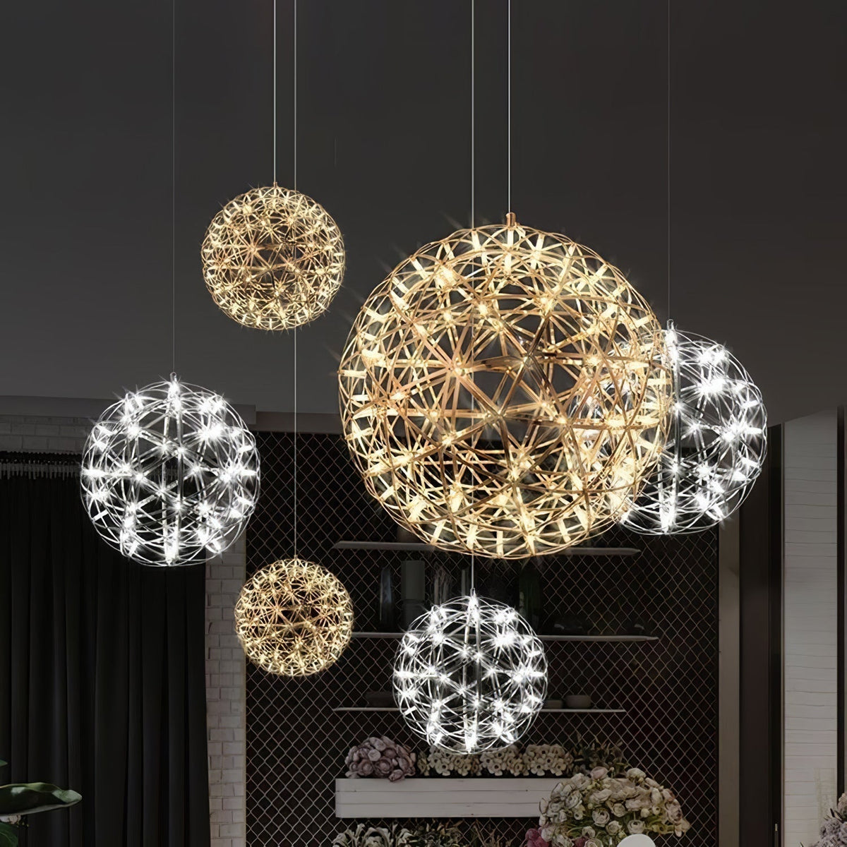 Sylvarin lampada a sospensione con sfera scintillante in oro