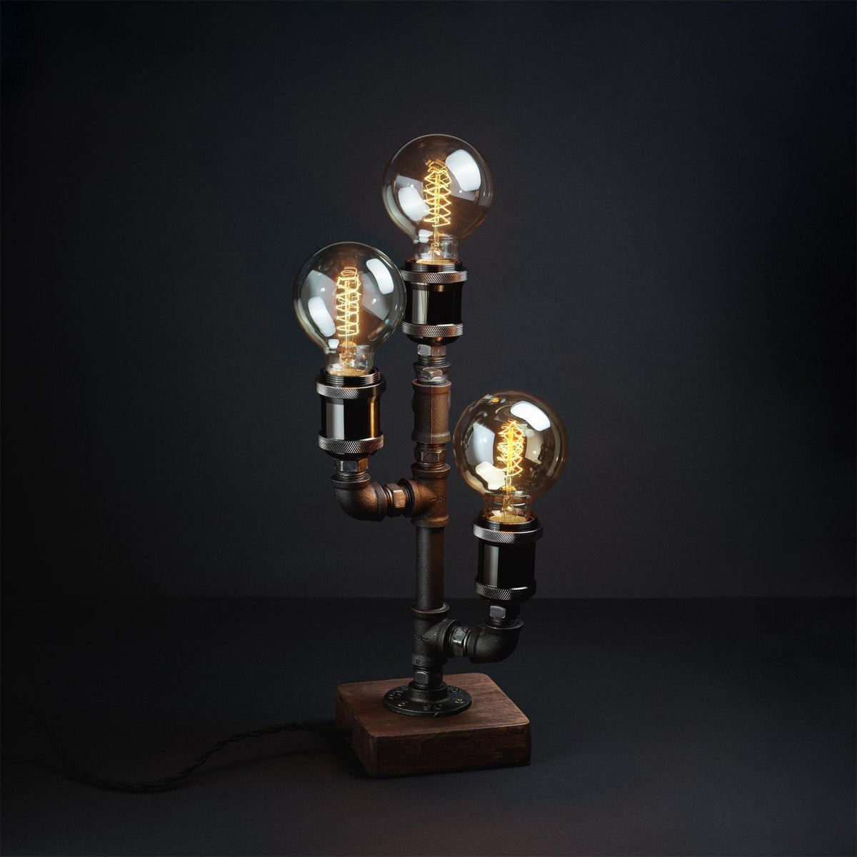 Rivineria lampada da tavolo