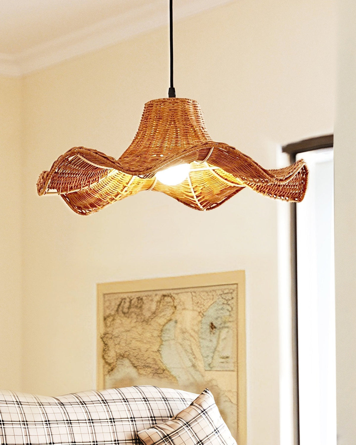 Ravelle lampada a sospensione in rattan plissettato