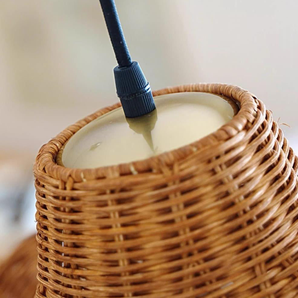 Ravelle lampada a sospensione in rattan plissettato