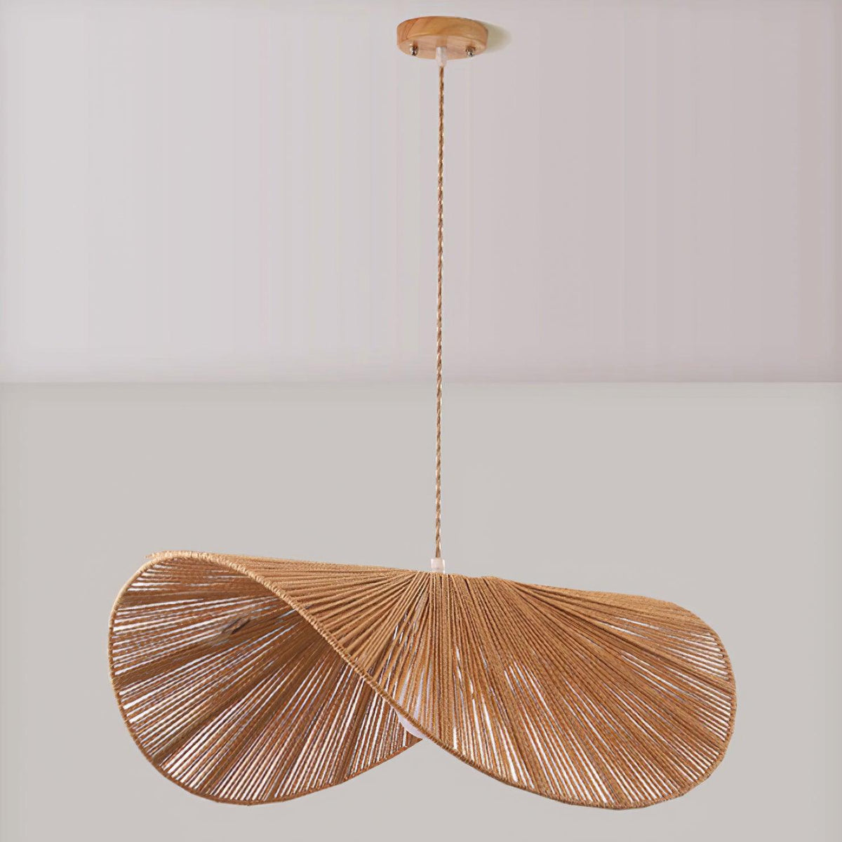 Canoeria lampada a sospensione in rattan intrecciato a mano naturale