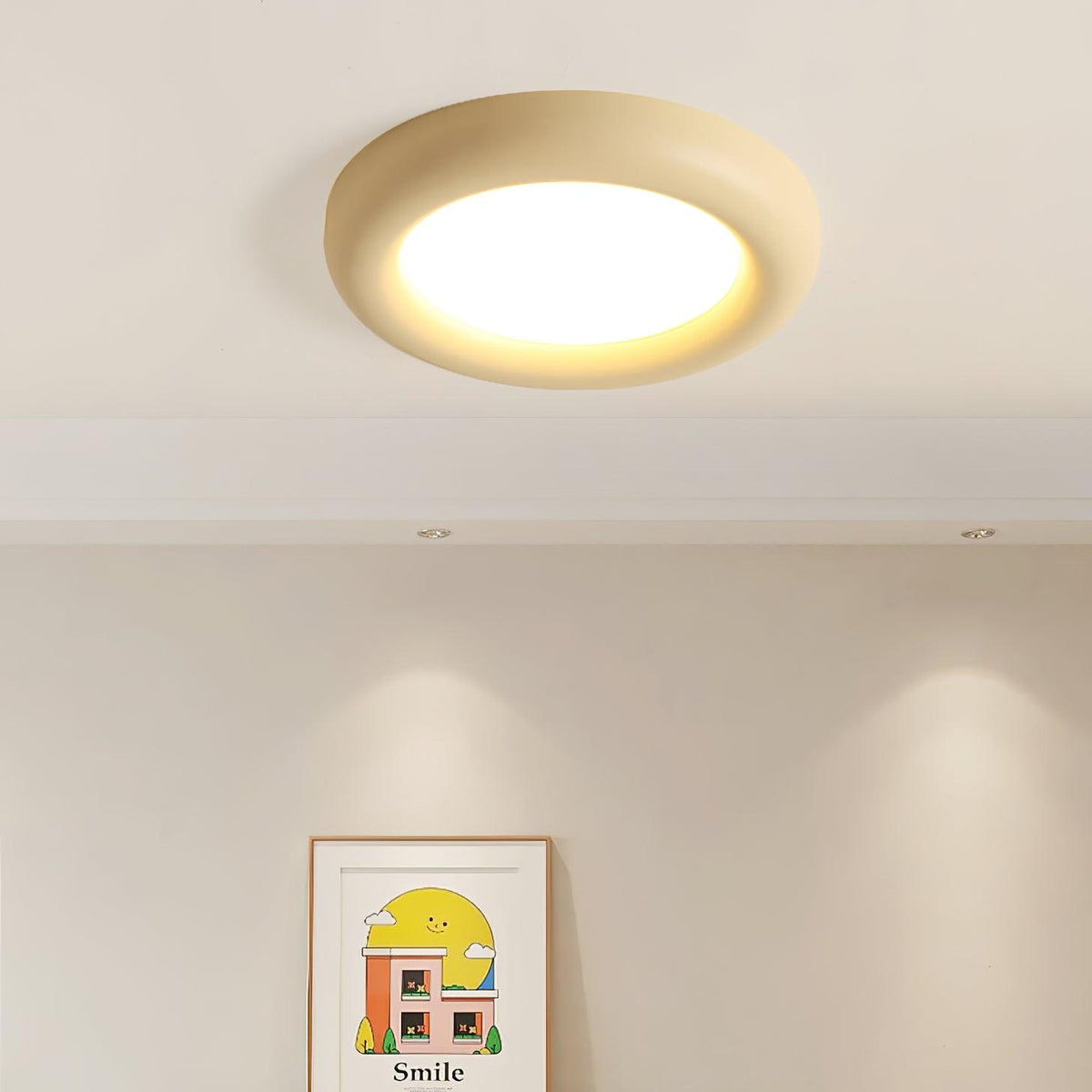 Lampada da soffitto beige plafoniera con rosone minimalista