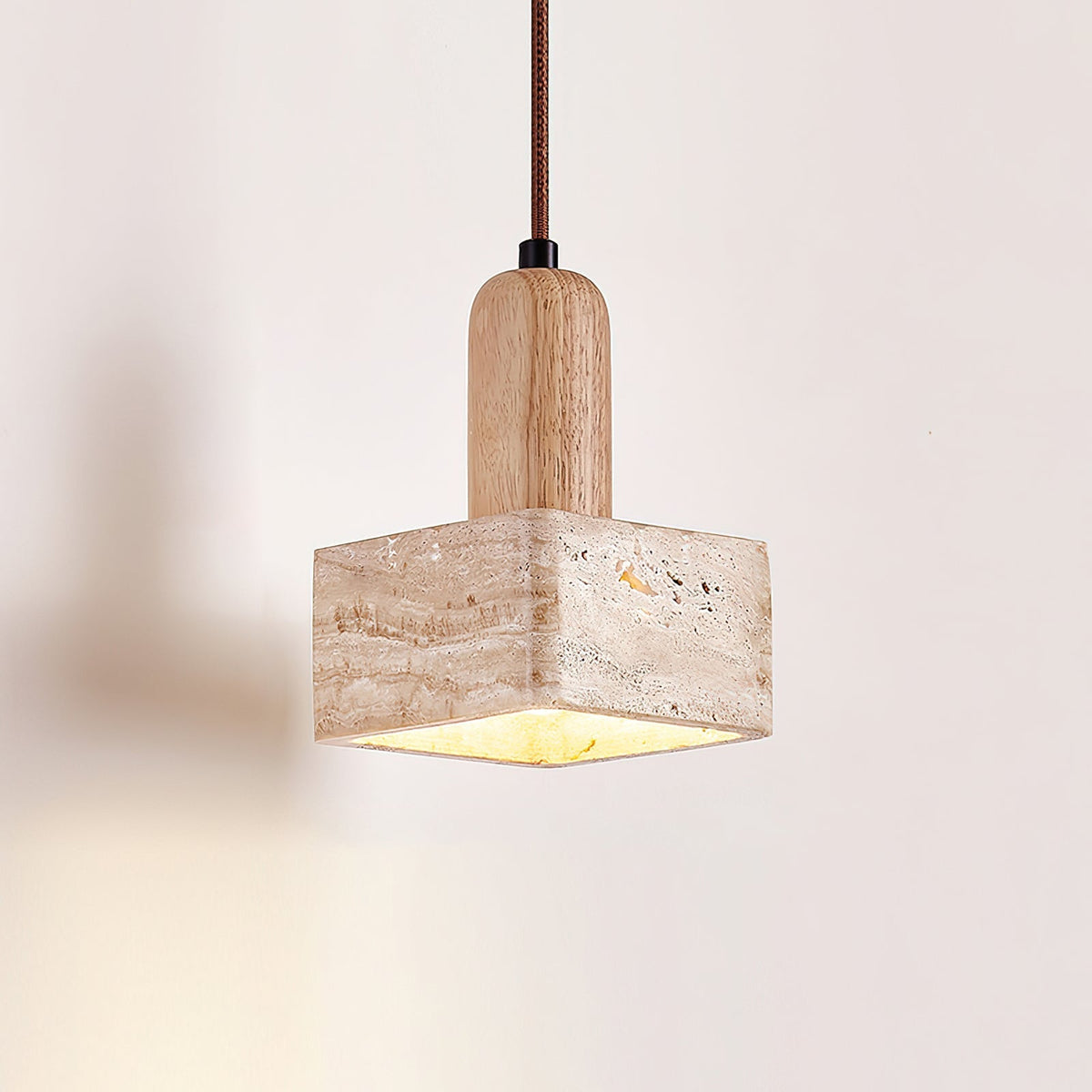 Lava lampada a sospensione in travertino quadrato