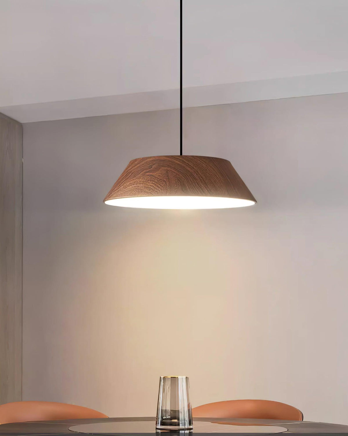 Novain lampada a sospensione con effetto legno