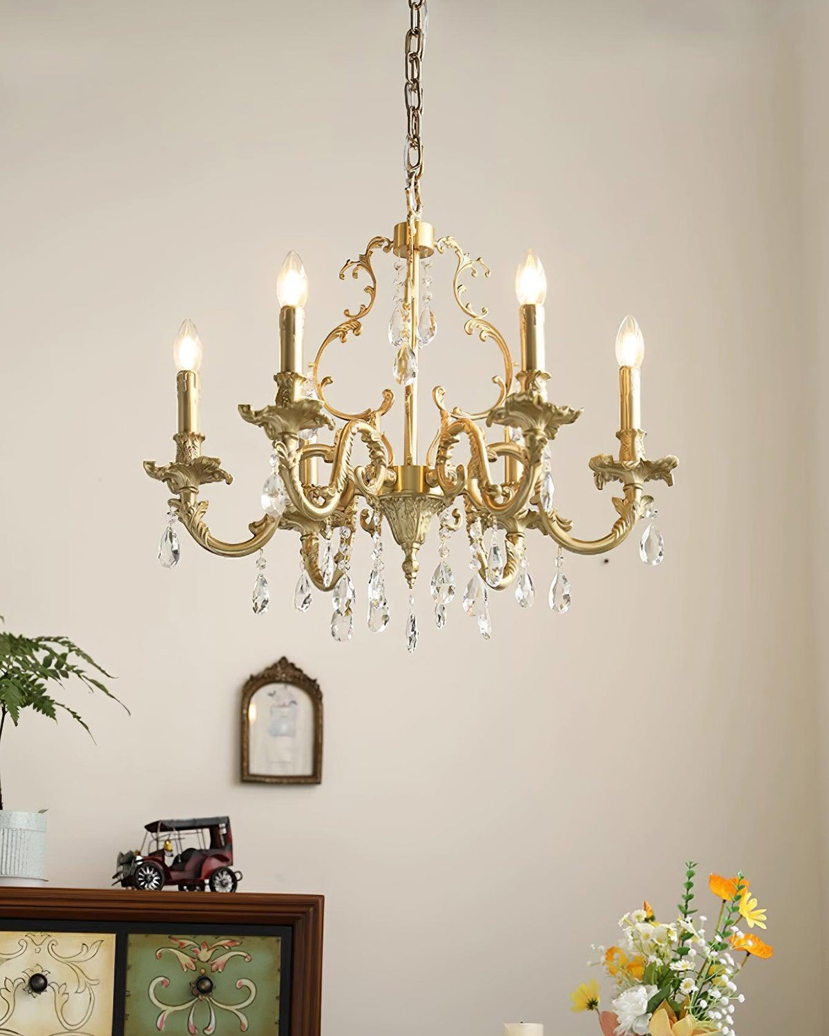 Elvion Lux Lampadario Classico di Lusso in Ottone e Cristallo - Relic Pieces