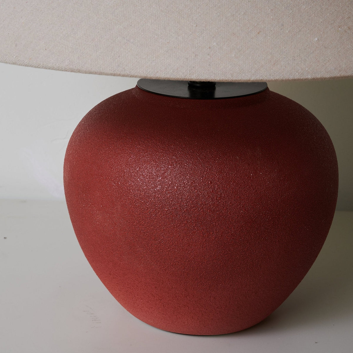 Kiara lampada da tavolo minimalista in Ceramica
