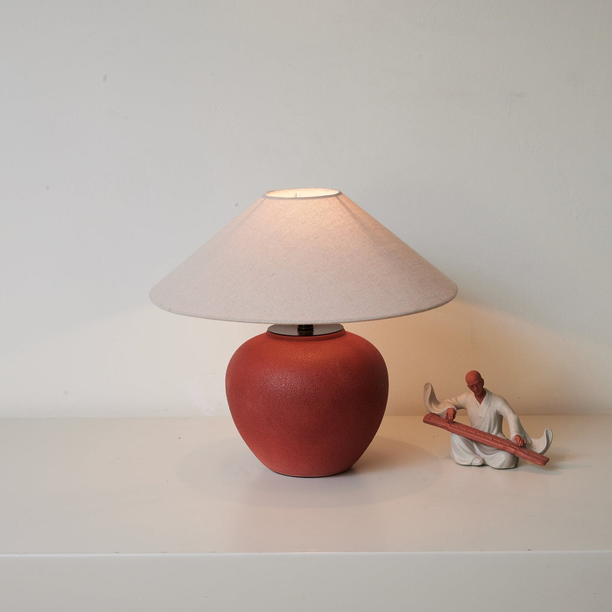 Kiara lampada da tavolo minimalista in Ceramica