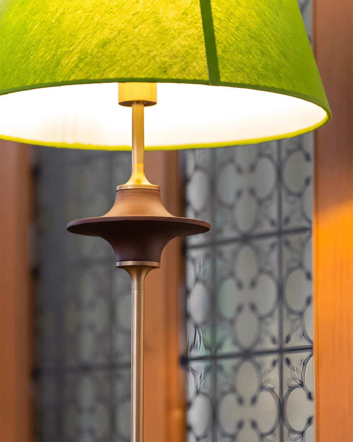 Aveniniella lampada da terra