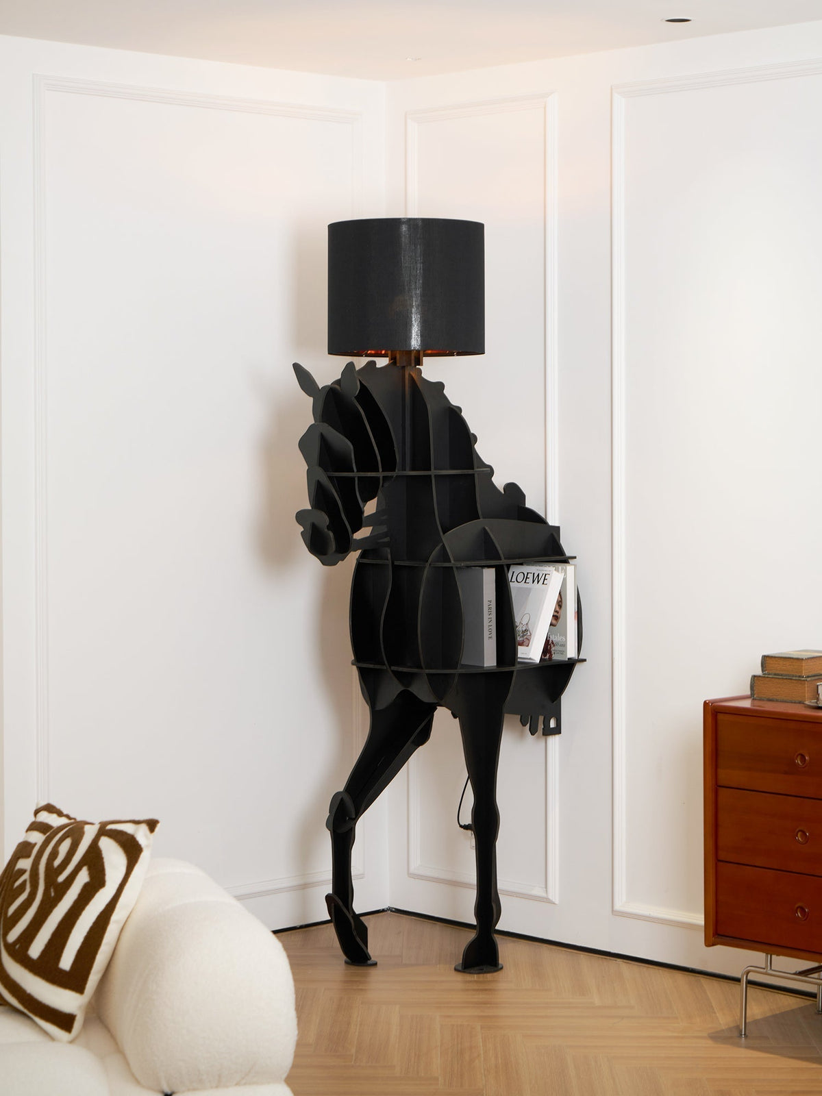 Nrasen lampada da terra a Forma di Cavallo