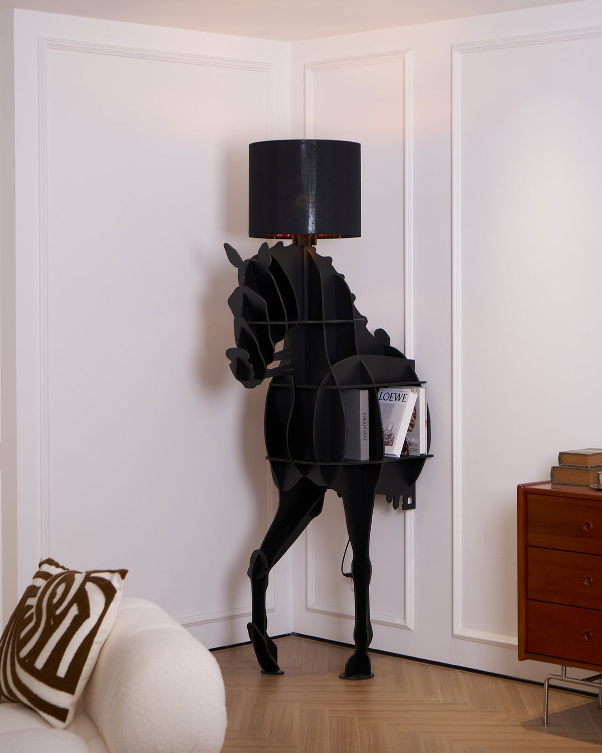 Nrasen lampada da terra a Forma di Cavallo