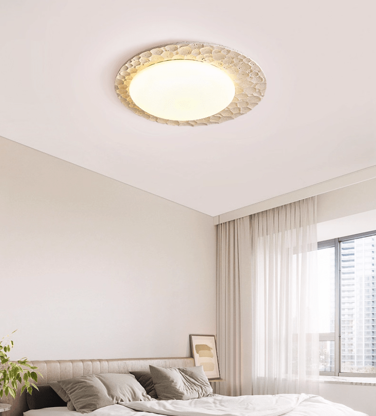 Lampada da soffitto in travertino giallo organico