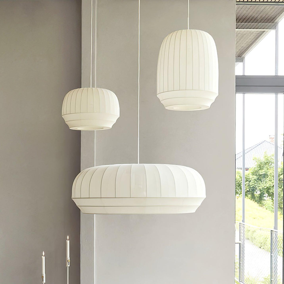 Taro lampada a sospensione Taro lampada a sospensione Taro lampada a sospensione Taro lampada a sospensione Taro lampada a sospensione Taro lampada a sospensione di colore bianco moderno minimalista
