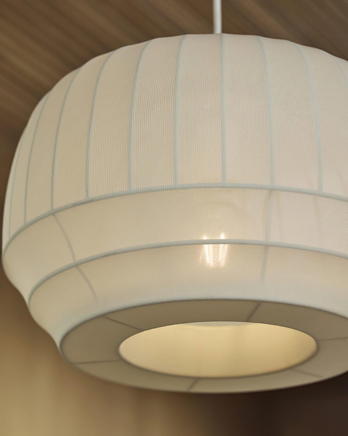 Taro lampada a sospensione Taro lampada a sospensione Taro lampada a sospensione Taro lampada a sospensione Taro lampada a sospensione Taro lampada a sospensione di colore bianco moderno minimalista