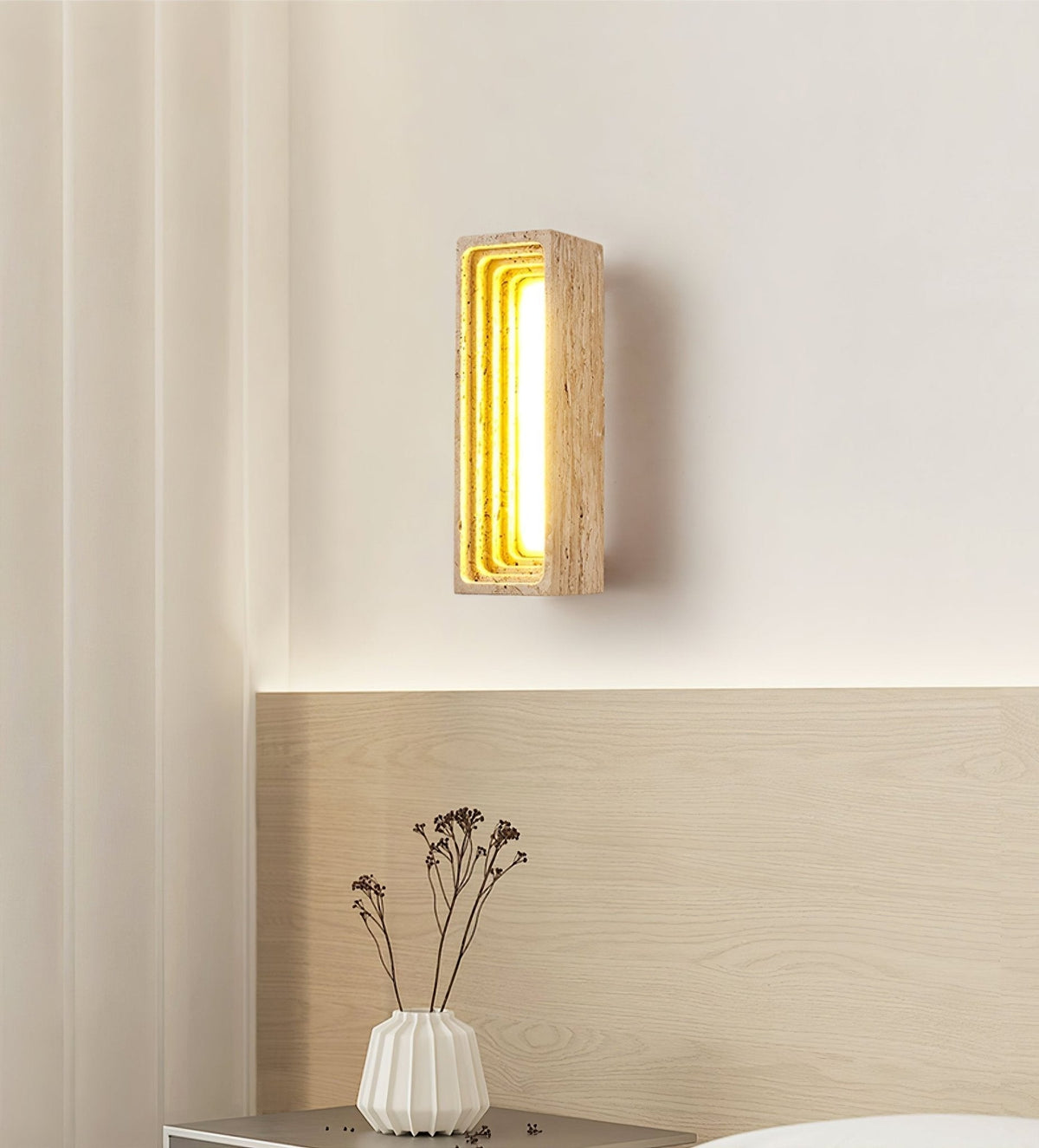 Atheila lampada da parete in travertino Giallo