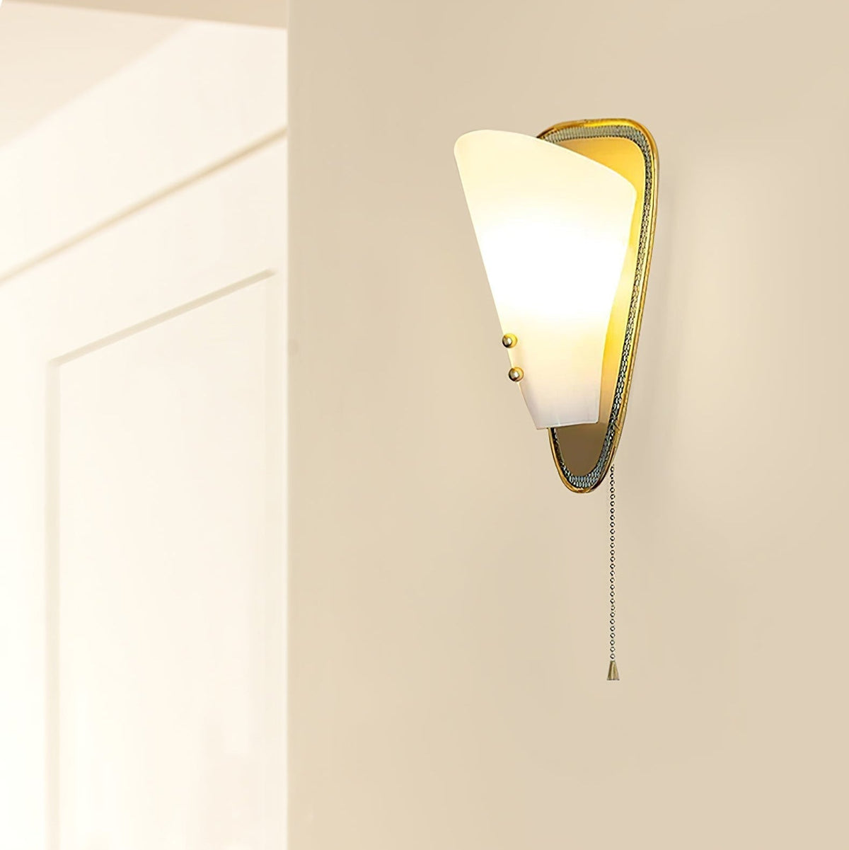 Auremont lampada da parete Triangolare