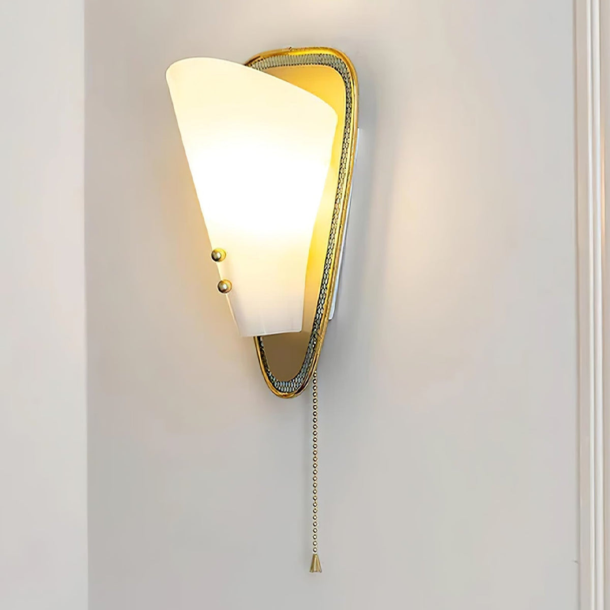 Auremont lampada da parete Triangolare