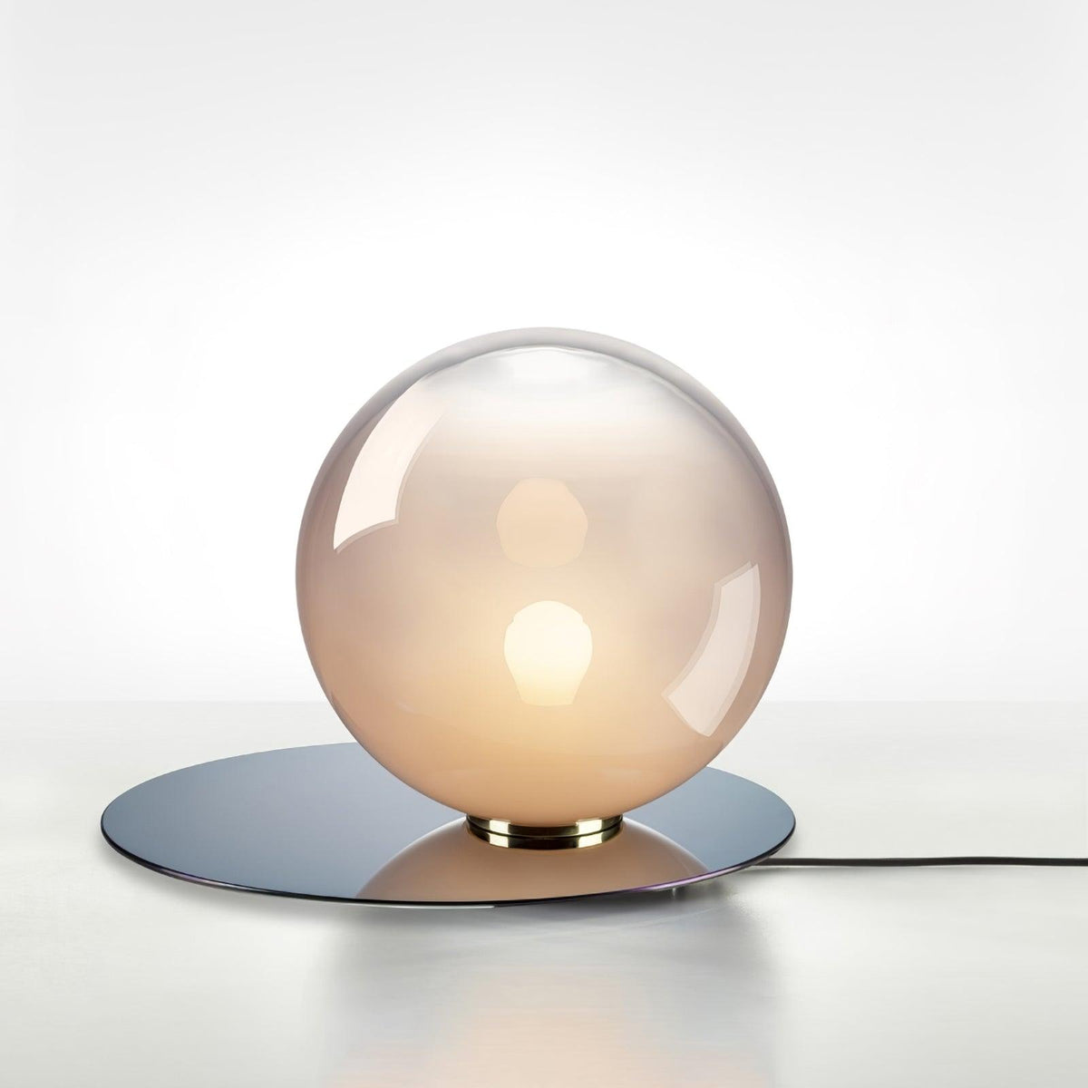 Cirivena lampada da tavolo moderna
