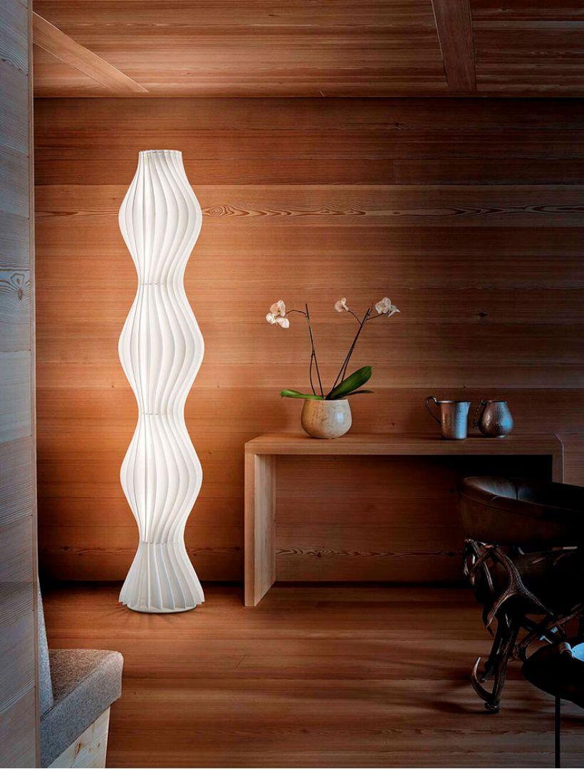 Dotha lampada da terra contemporanea