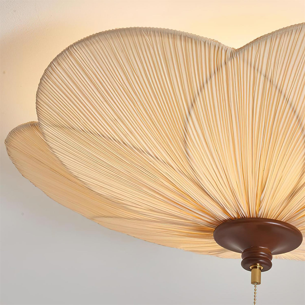 Rivivise lampada da soffitto a foglia