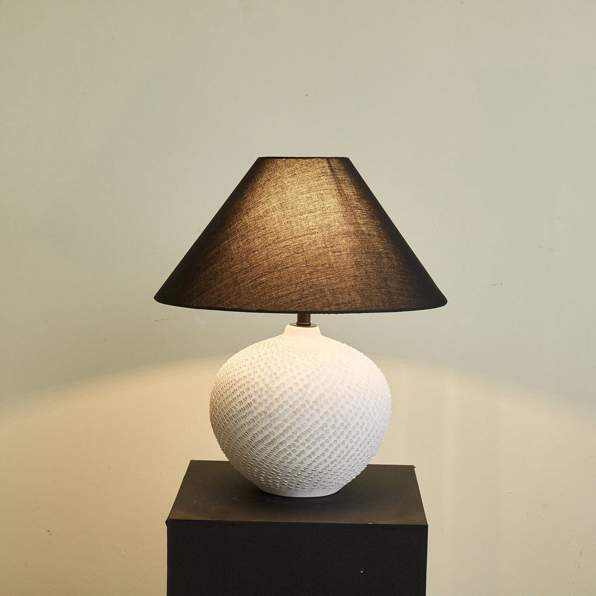 Elaarelle lampada da tavolo minimalista in Ceramica