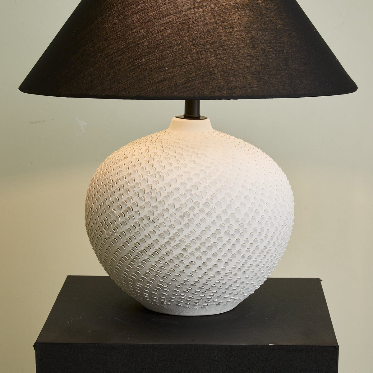 Elaarelle lampada da tavolo minimalista in Ceramica