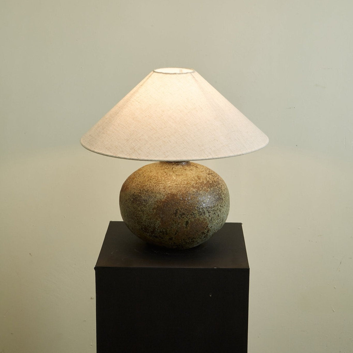 Faye lampada da tavolo in Ceramica moderna