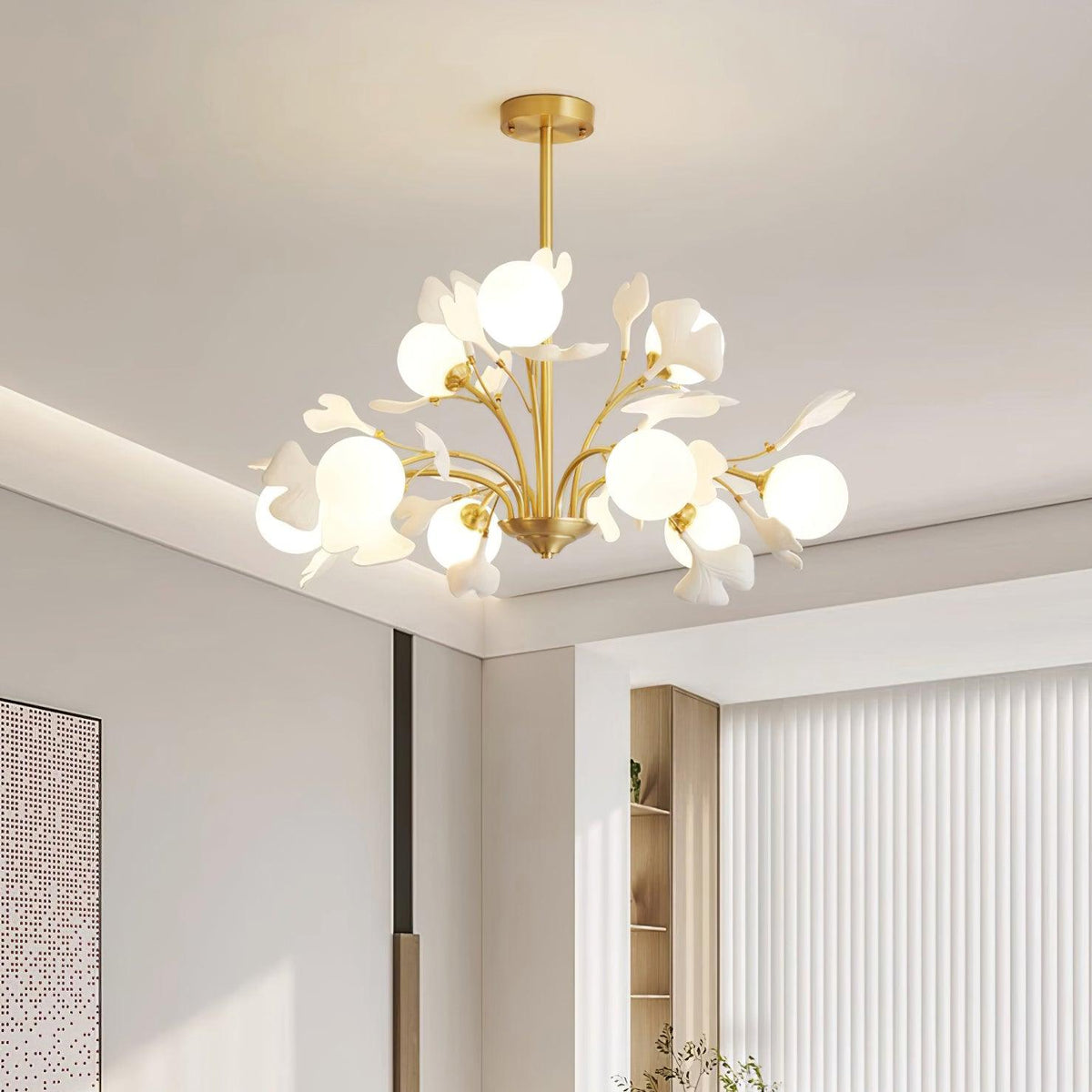 Ginkgo lampadario con globi in vetro Opaco