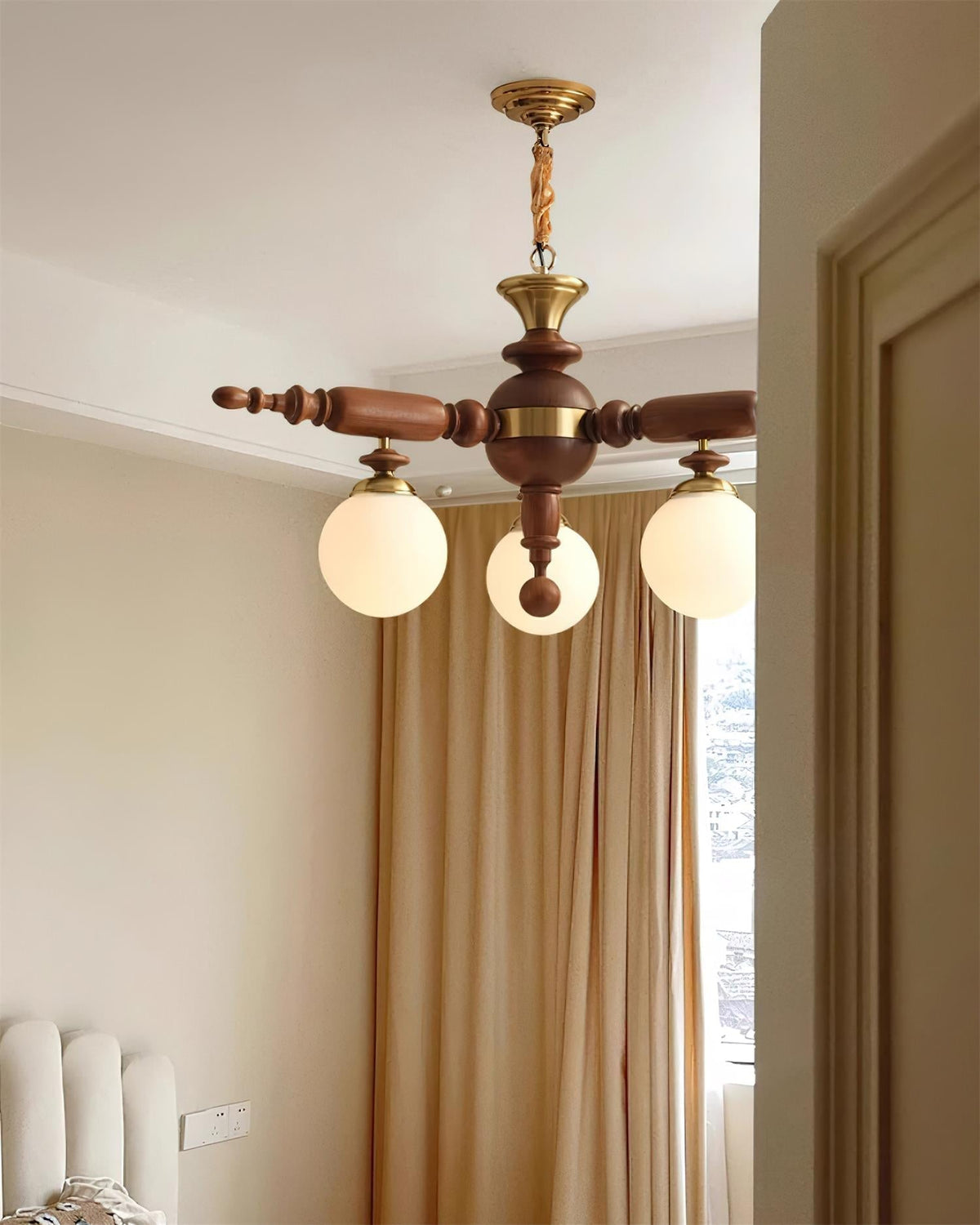 Juvian lampadario in legno