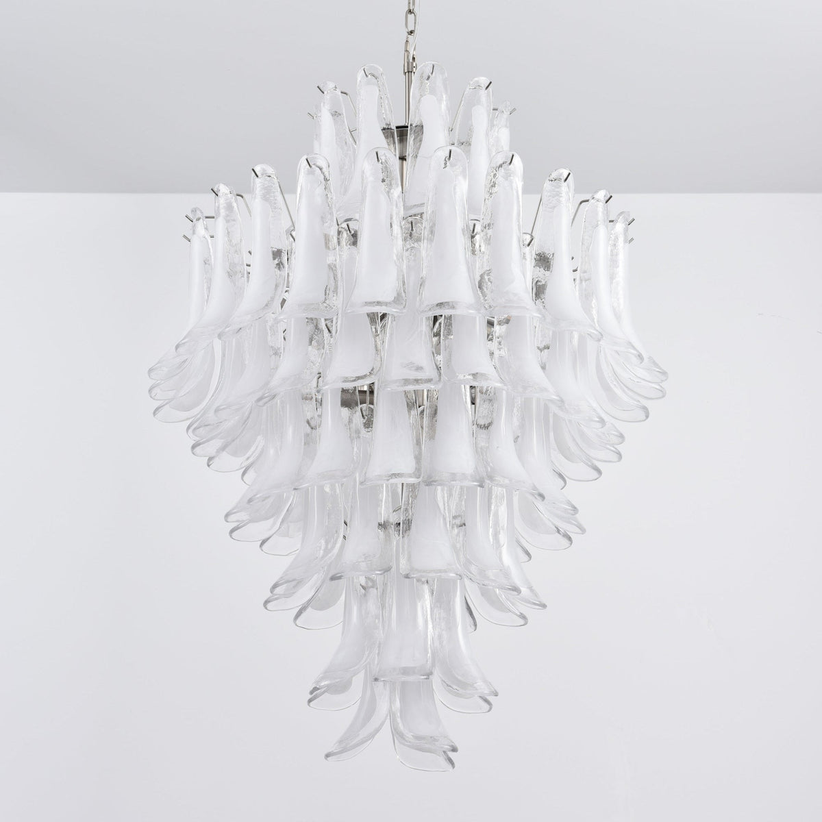Eirivine lampadario petali in vetro bianco